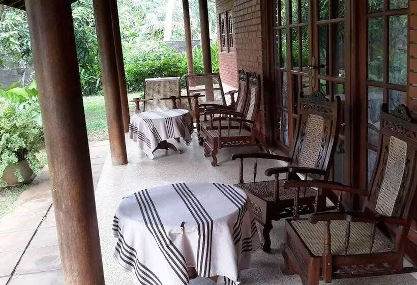 Majatalo Arangala Bungalow