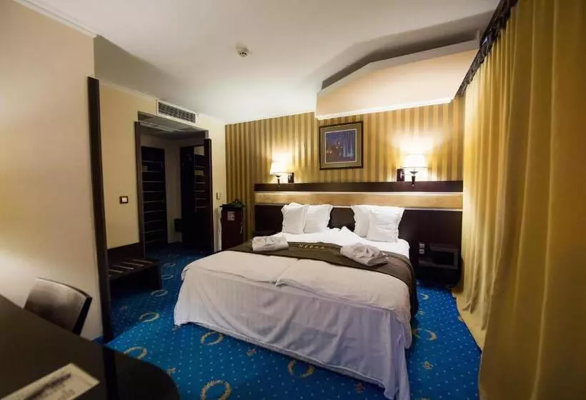 Grand Hotel Hebar