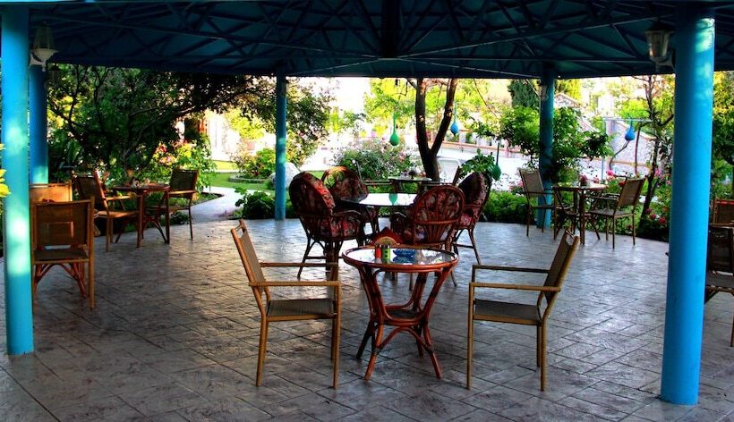 בית מלון כפרי Dimitra Sun