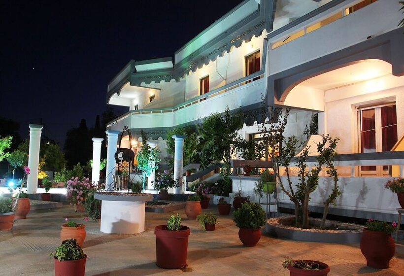 בית מלון כפרי Dimitra Sun