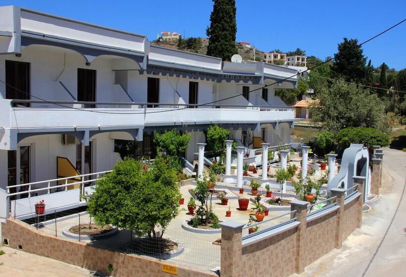 בית מלון כפרי Dimitra Sun