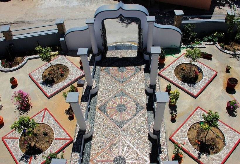 בית מלון כפרי Dimitra Sun