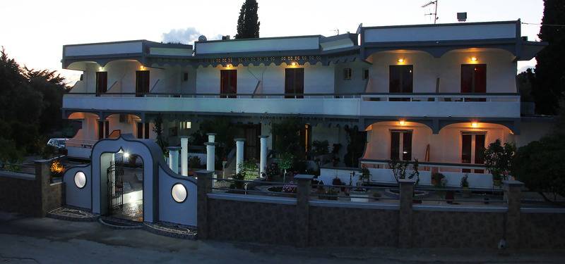 בית מלון כפרי Dimitra Sun