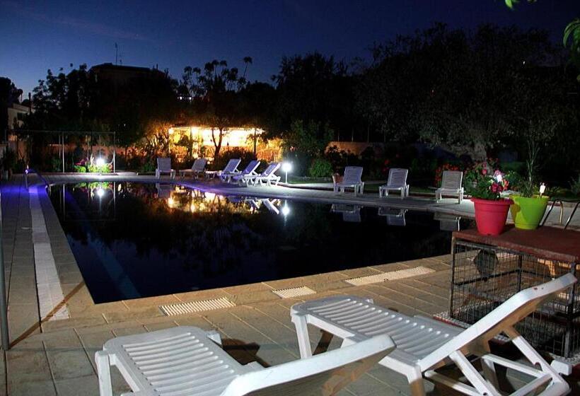 בית מלון כפרי Dimitra Sun