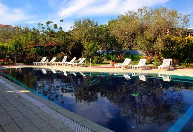 בית מלון כפרי Dimitra Sun