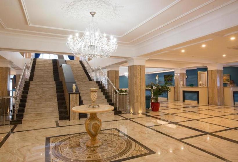 فندق Pansionat Fregat