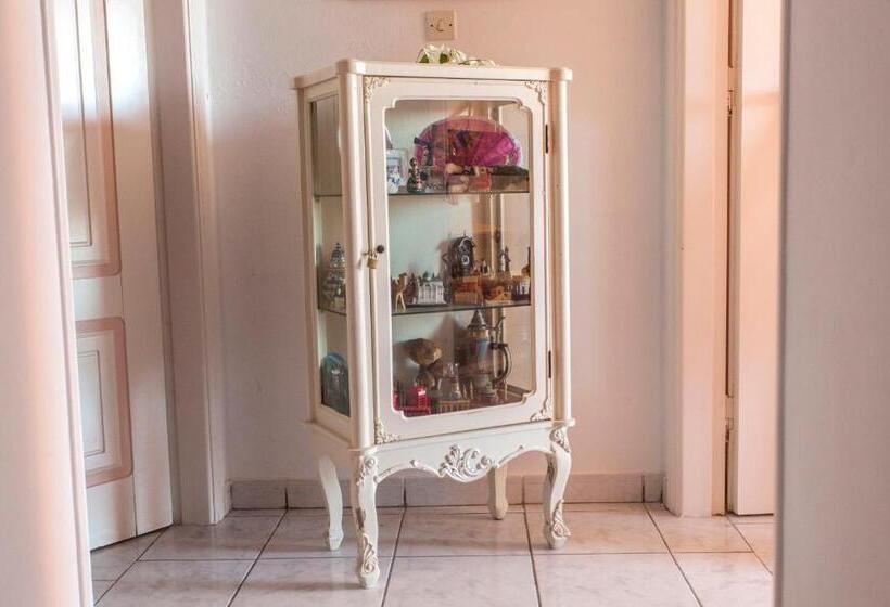 فندق Ionio Gastronomy Suites