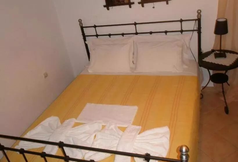 ホテル Ionio Gastronomy Suites
