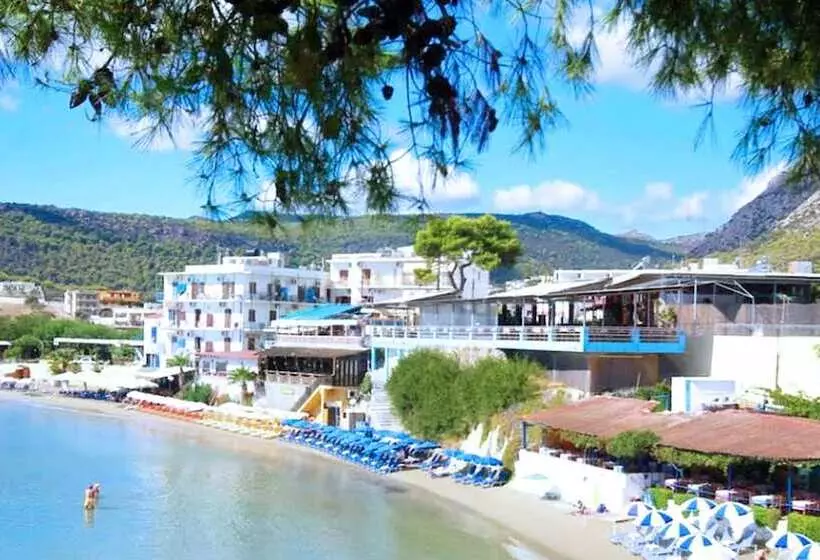ホテル Paradiso Resort