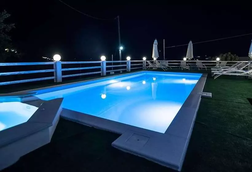 ホテル Paradiso Resort