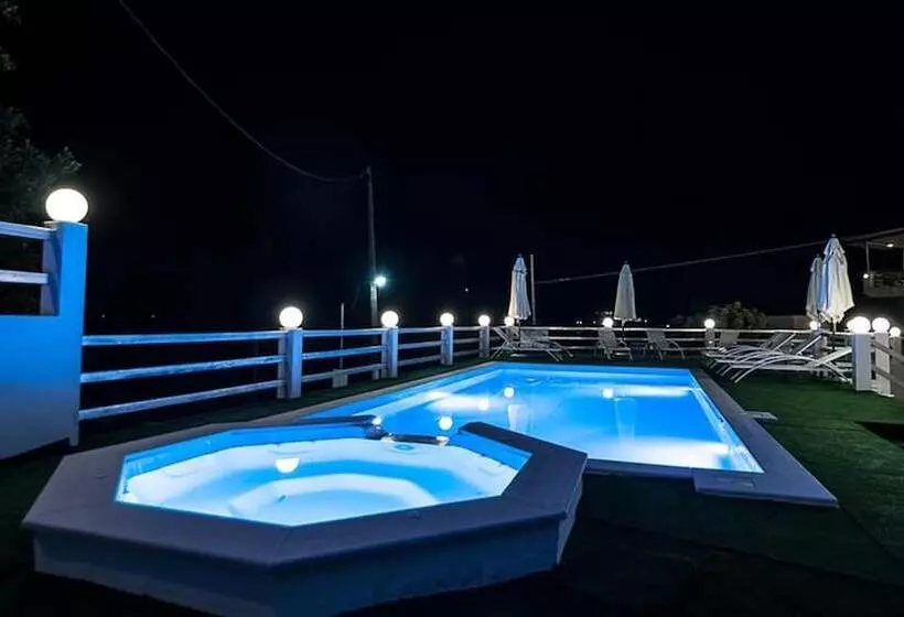 ホテル Paradiso Resort