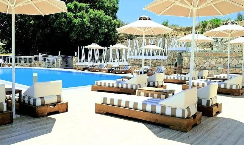هتل روستایی The L Suites & Apartments
