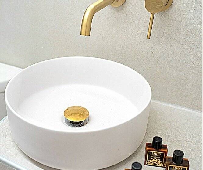 בית מלון כפרי The L Suites & Apartments