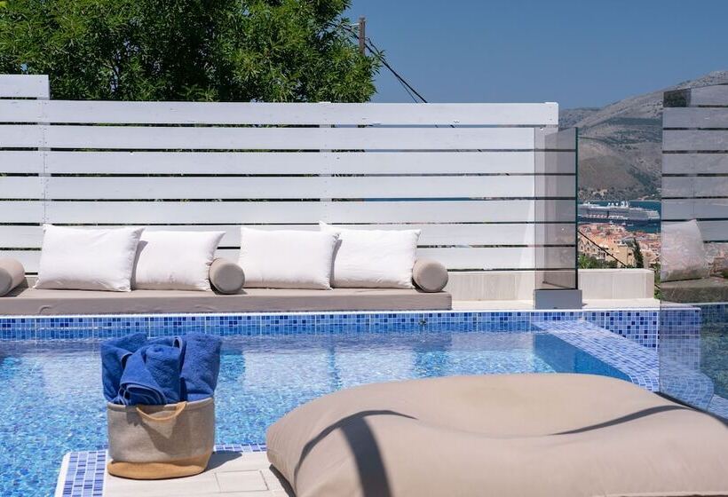 בית מלון כפרי The L Suites & Apartments