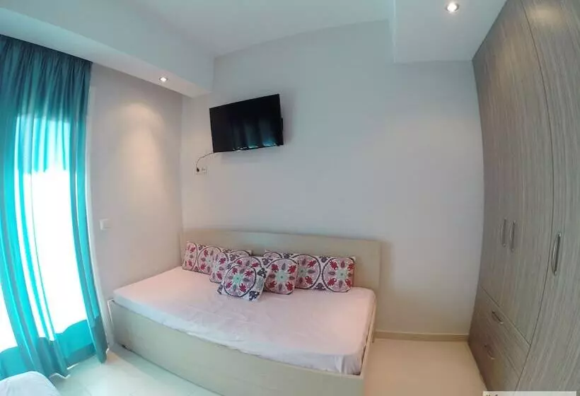 Kanali Homes
