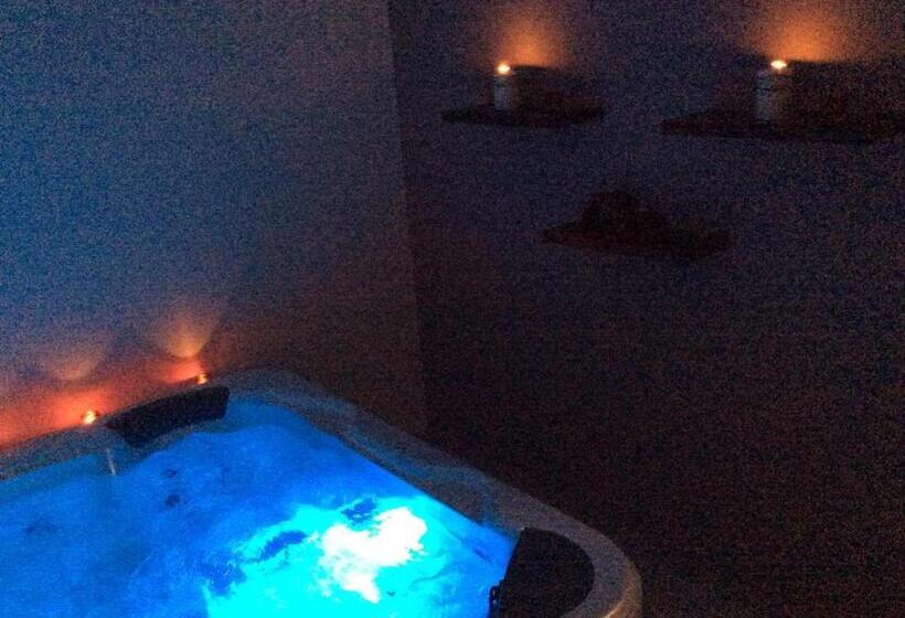 Kolokotronis Hotel & Spa