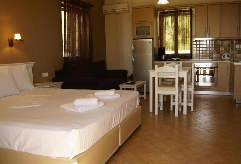 Kolokotronis Hotel & Spa