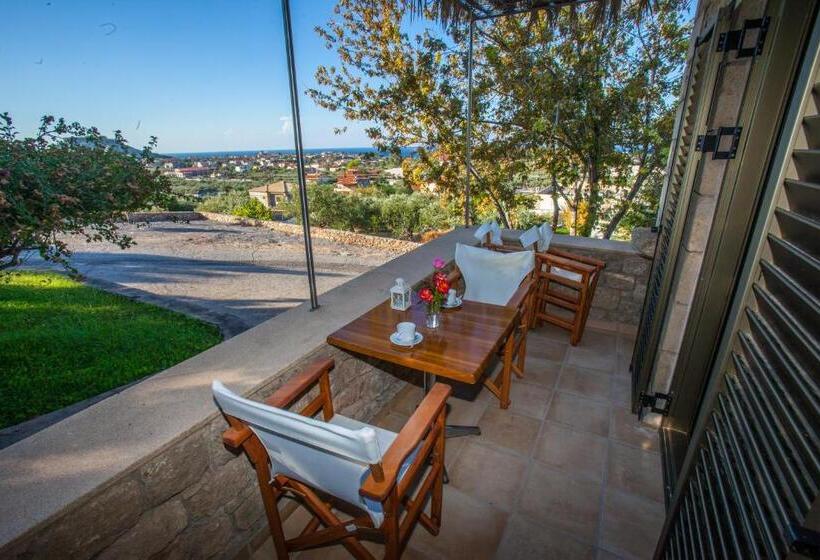 Kolokotronis Hotel & Spa