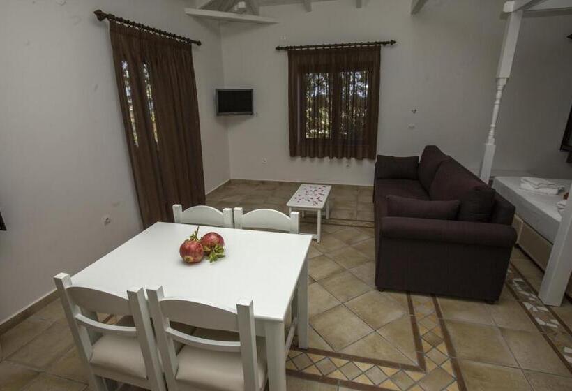 Kolokotronis Hotel & Spa