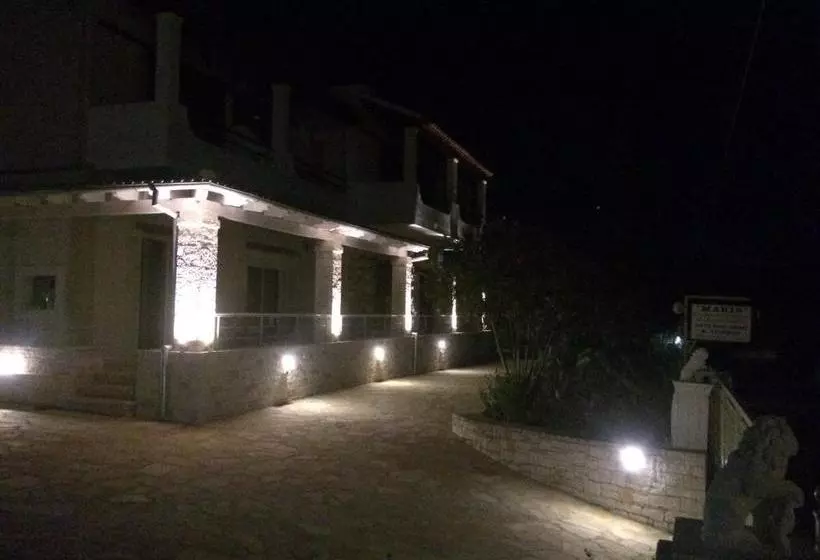 Makis Apartments