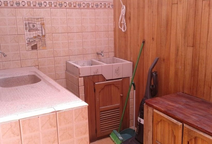 Costa Rica Love Apartments & Rooms   Hostel