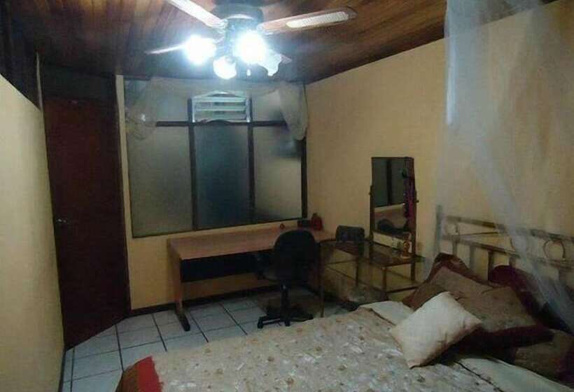 Costa Rica Love Apartments & Rooms   Hostel