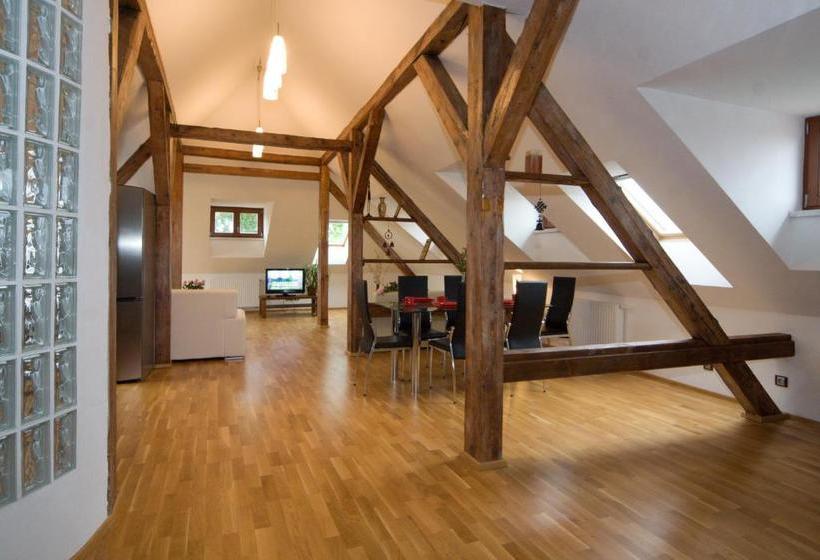 فندق Basta Apartmany