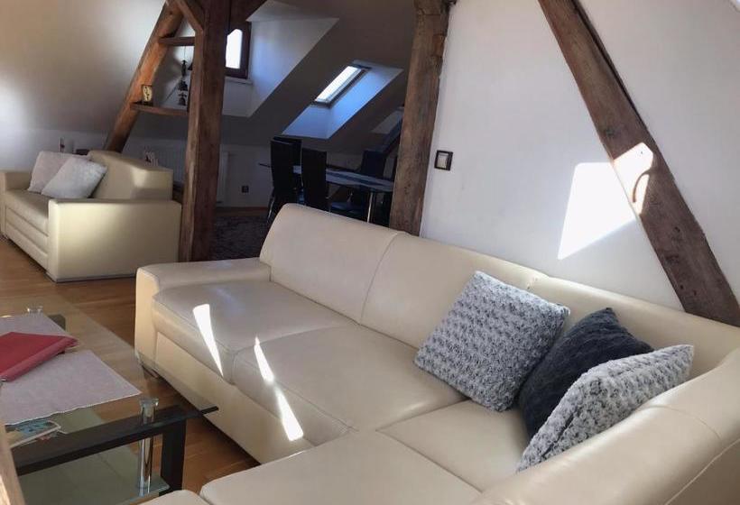 فندق Basta Apartmany