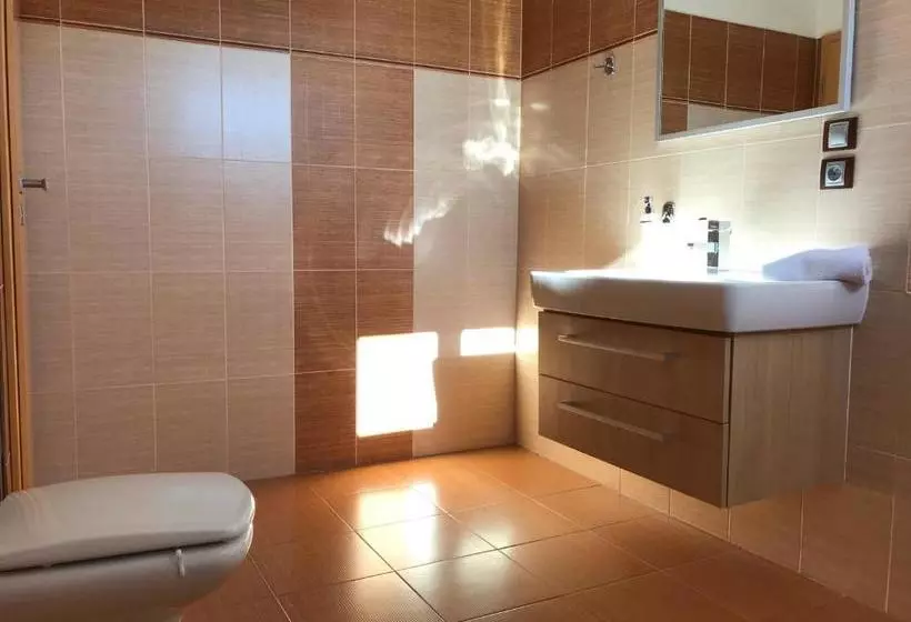 ホテル Basta Apartmany