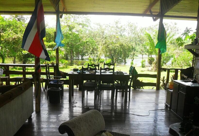 酒店 Caño Negro Wetlands Lodge