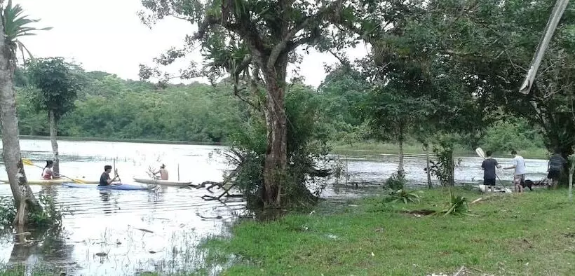 هتل Caño Negro Wetlands Lodge
