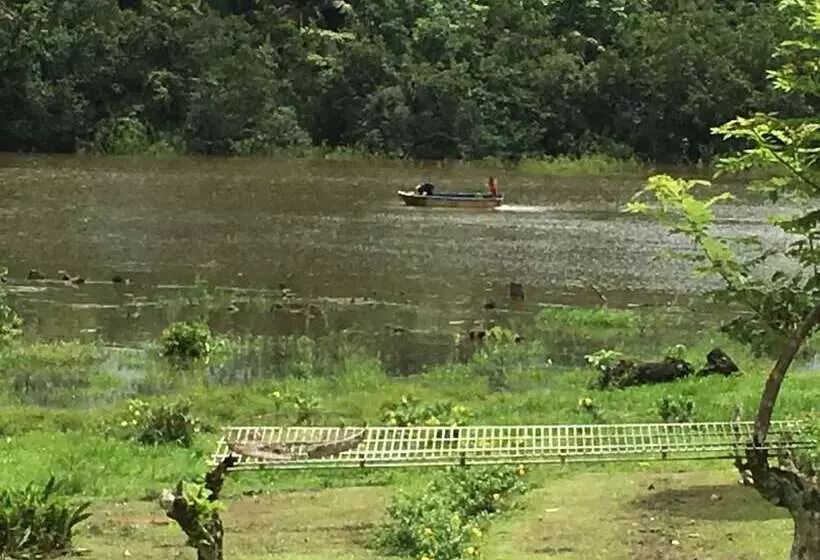 هتل Caño Negro Wetlands Lodge
