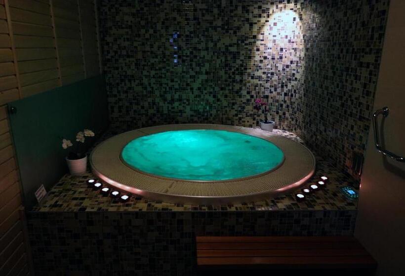 בית מלון כפרי Corona