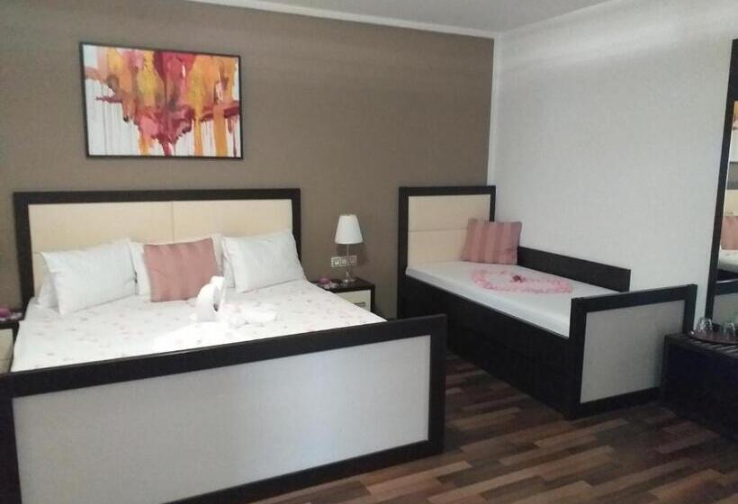 בית מלון כפרי Corona