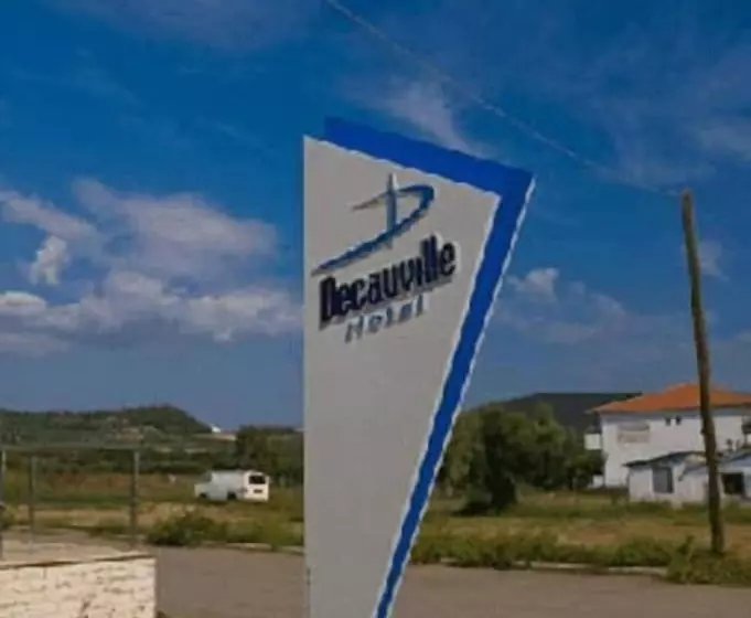 ホテル Decauville