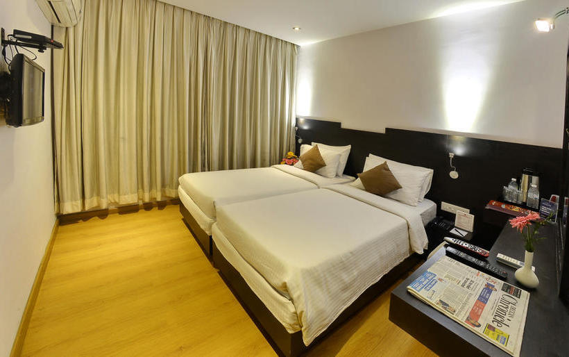 בית מלון כפרי Gokulam Park