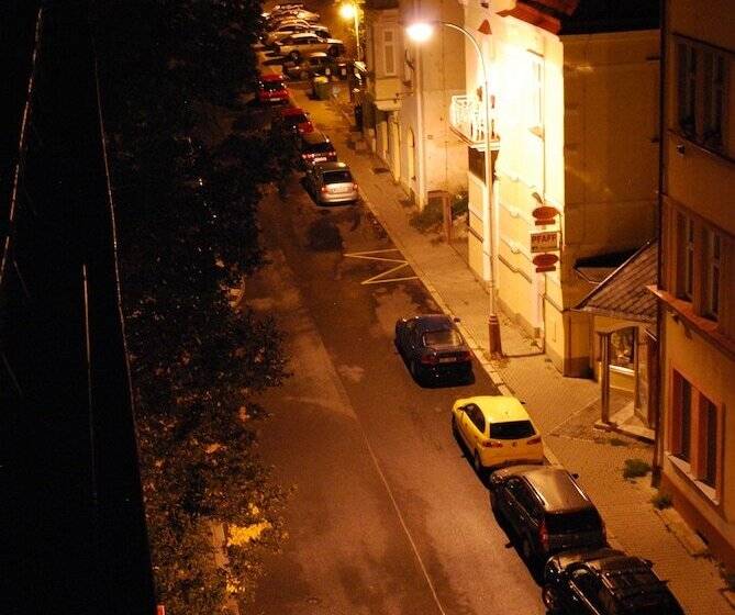 فندق Hostel Foster