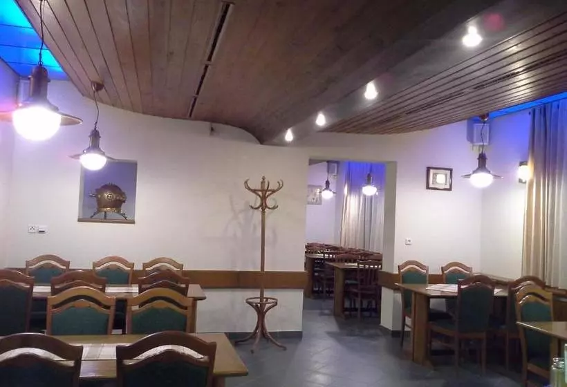 Hotelli Laguna