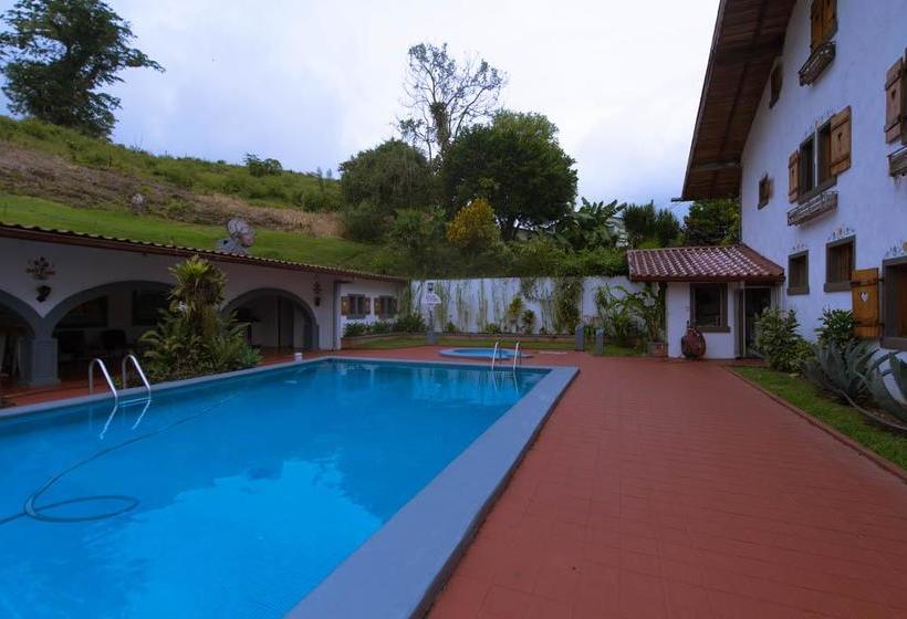 בית מלון כפרי Los Héroes