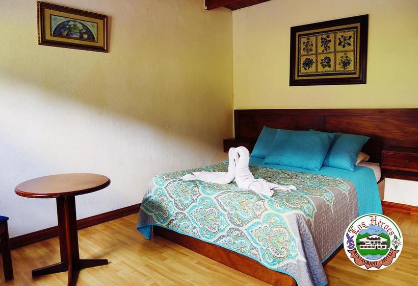 בית מלון כפרי Los Héroes