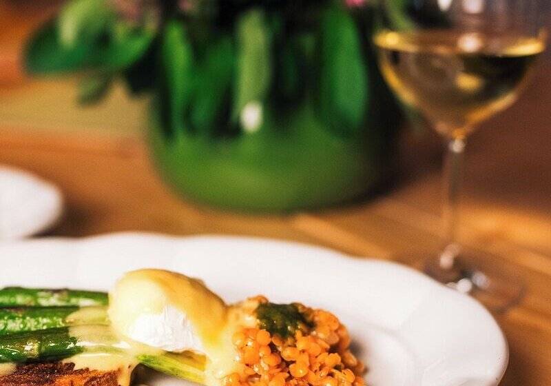 فندق Monastery Garden Bistro & Rooms