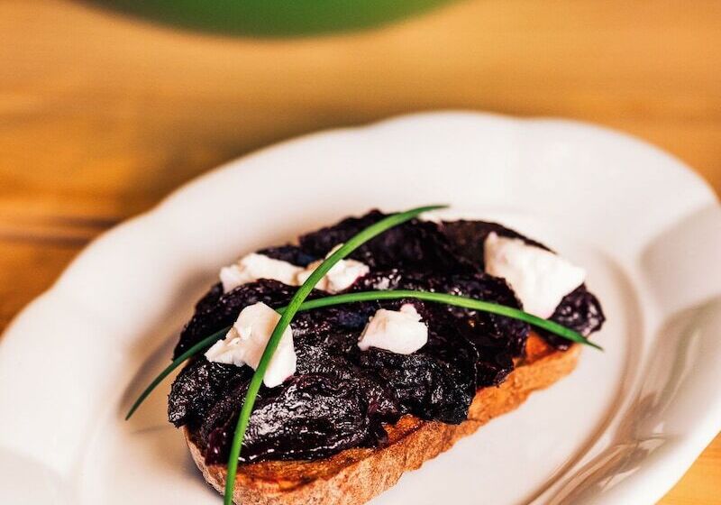 فندق Monastery Garden Bistro & Rooms