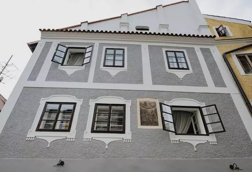 هتل Monastery Garden Bistro & Rooms