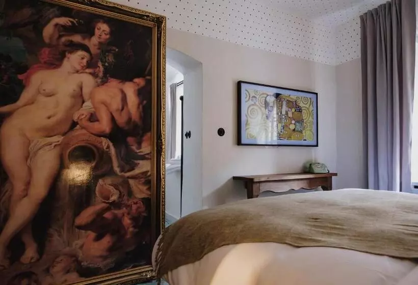 هتل Monastery Garden Bistro & Rooms