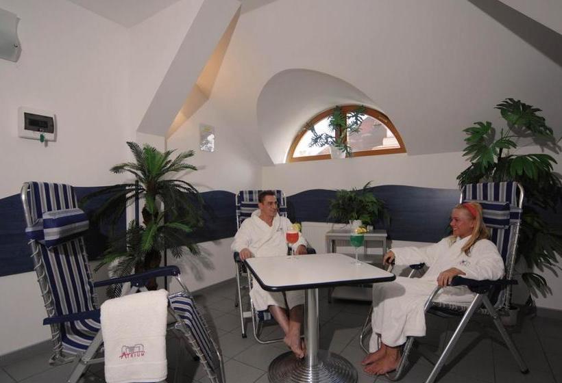 Hotelli Restaurant Atrium