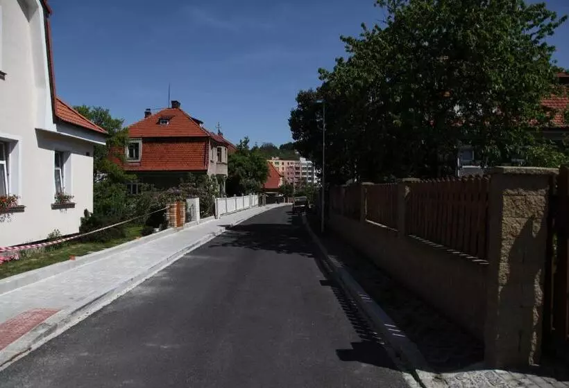 هتل Slunecni Dum