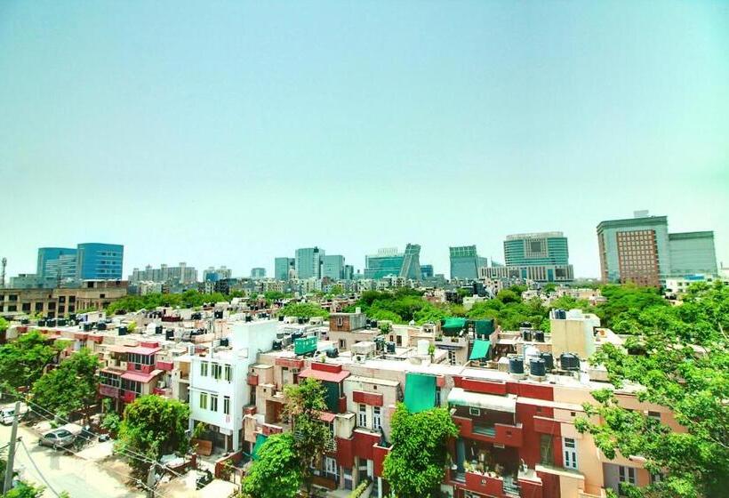 Hotell Staayz Premium Gurgaon