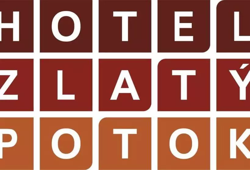 ホテル Zlatý Potok