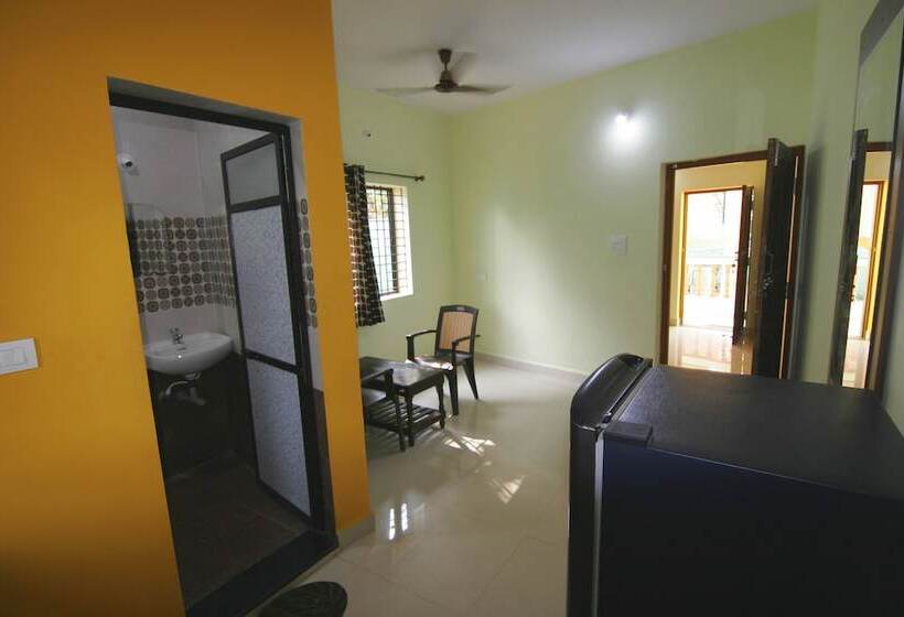 Pensionat Rudra Holidays Guest House