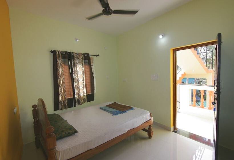 Pensionat Rudra Holidays Guest House